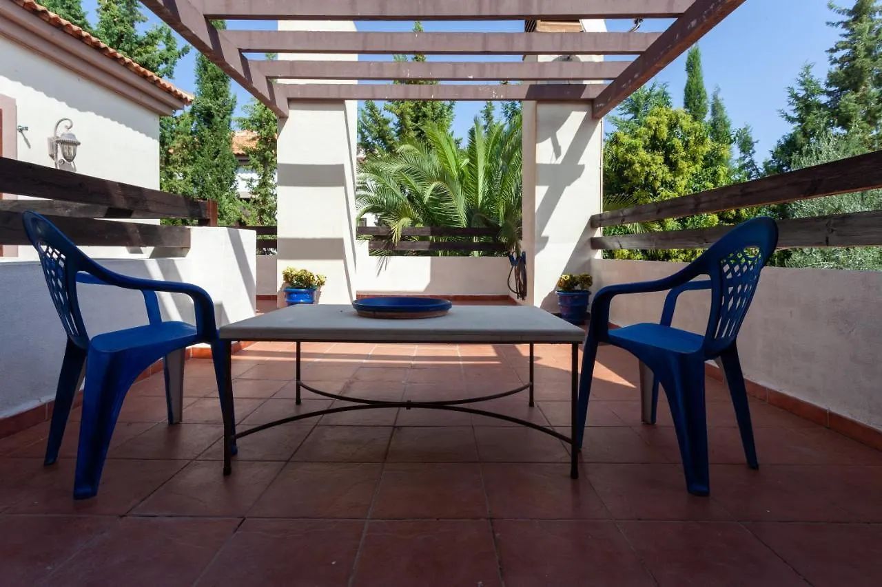 Holiday home Villa En Campo De Golf Con Piscina Guillena