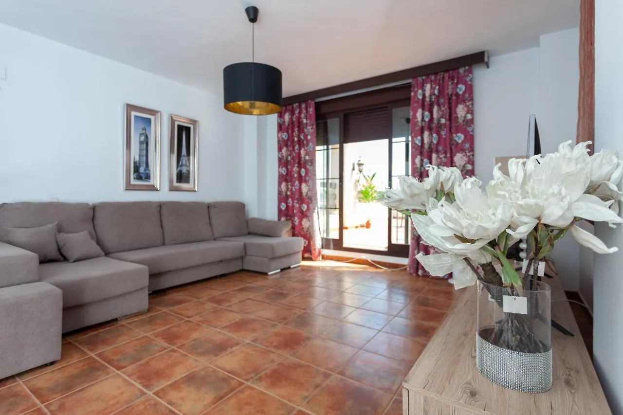 Villa En Campo De Golf Con Piscina Guillena Holiday home